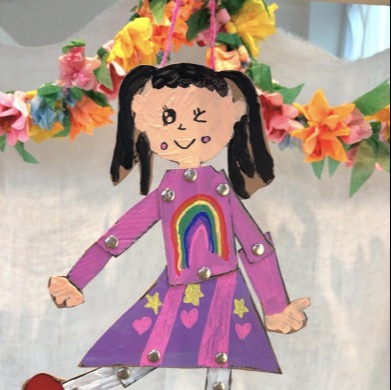 children creating art at Wonderlab Kids in gordon