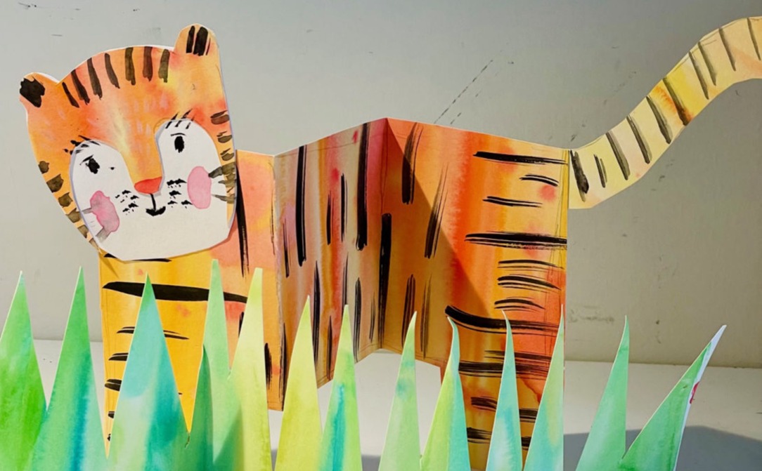 children creating art at Wonderlab Kids in turramurra